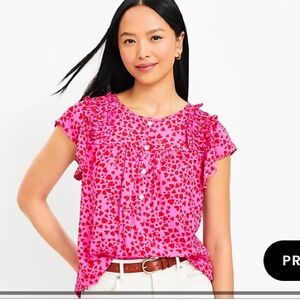 LOFT pink heart blouse 💕💕